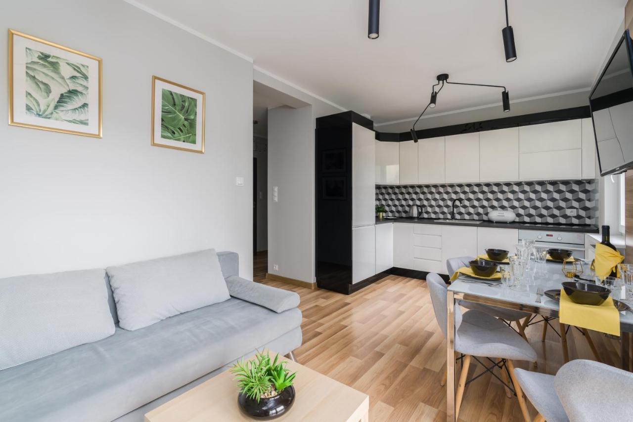 Apartment Rozana Poznan By Noclegi Renters ภายนอก รูปภาพ