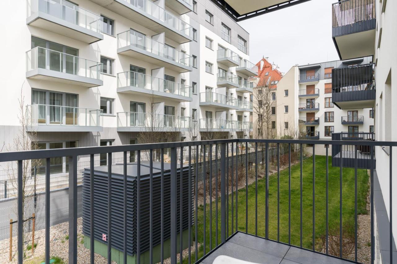 Apartment Rozana Poznan By Noclegi Renters ภายนอก รูปภาพ