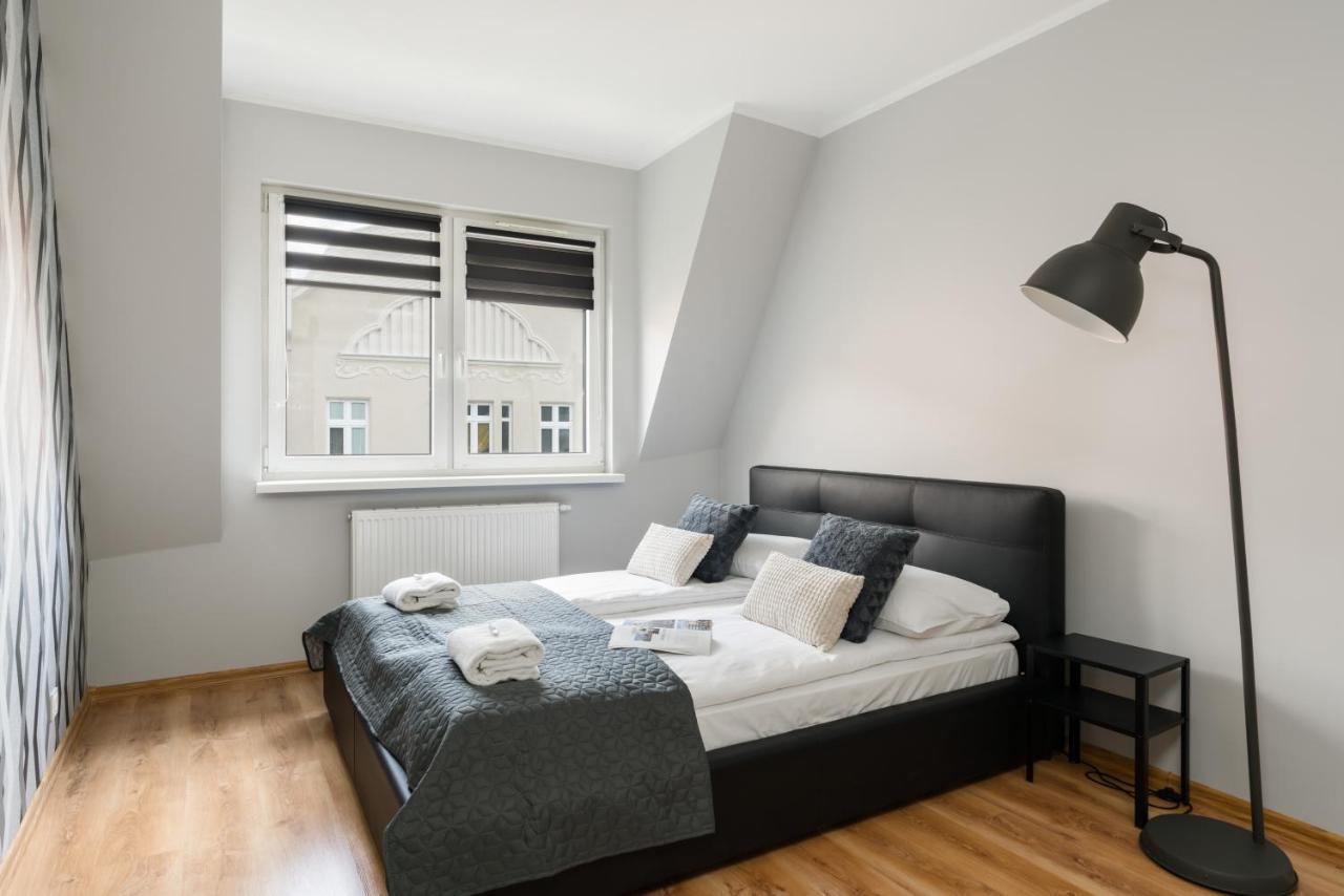 Apartment Rozana Poznan By Noclegi Renters ภายนอก รูปภาพ