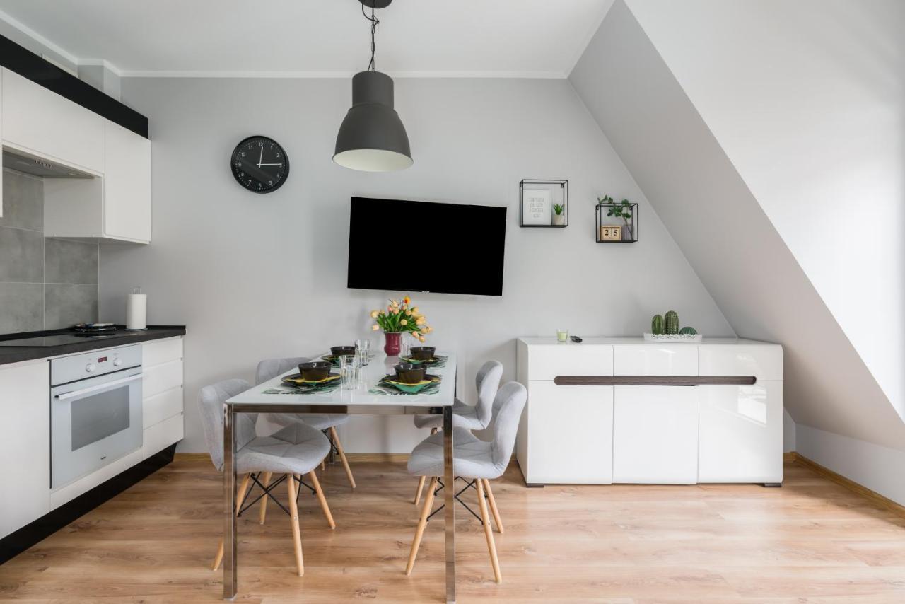 Apartment Rozana Poznan By Noclegi Renters ภายนอก รูปภาพ