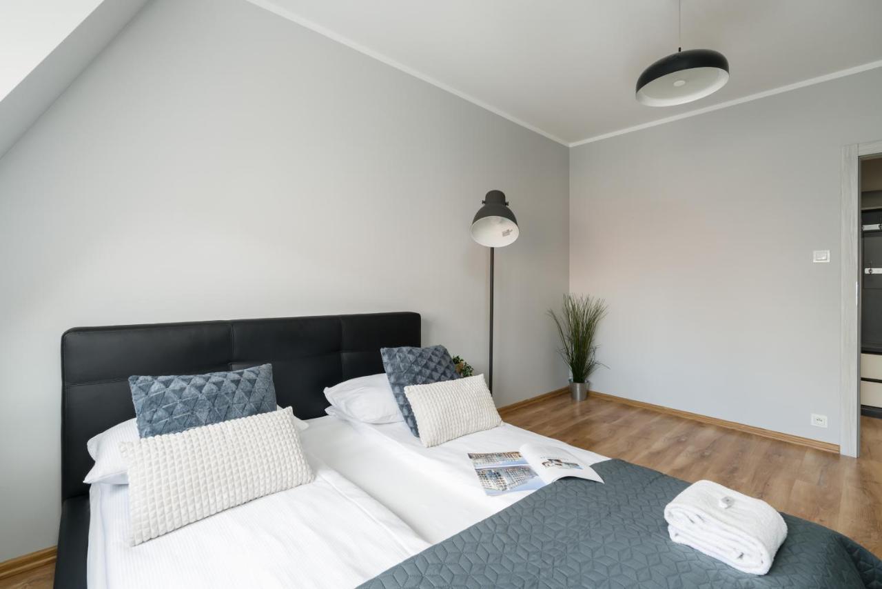 Apartment Rozana Poznan By Noclegi Renters ภายนอก รูปภาพ